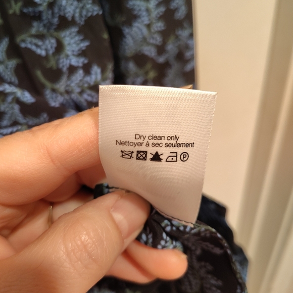 Veronica Beard NWT Blue & Black Floral 100% Silk Clarke Top Sz 14-Cottagecore - Picture 7 of 10